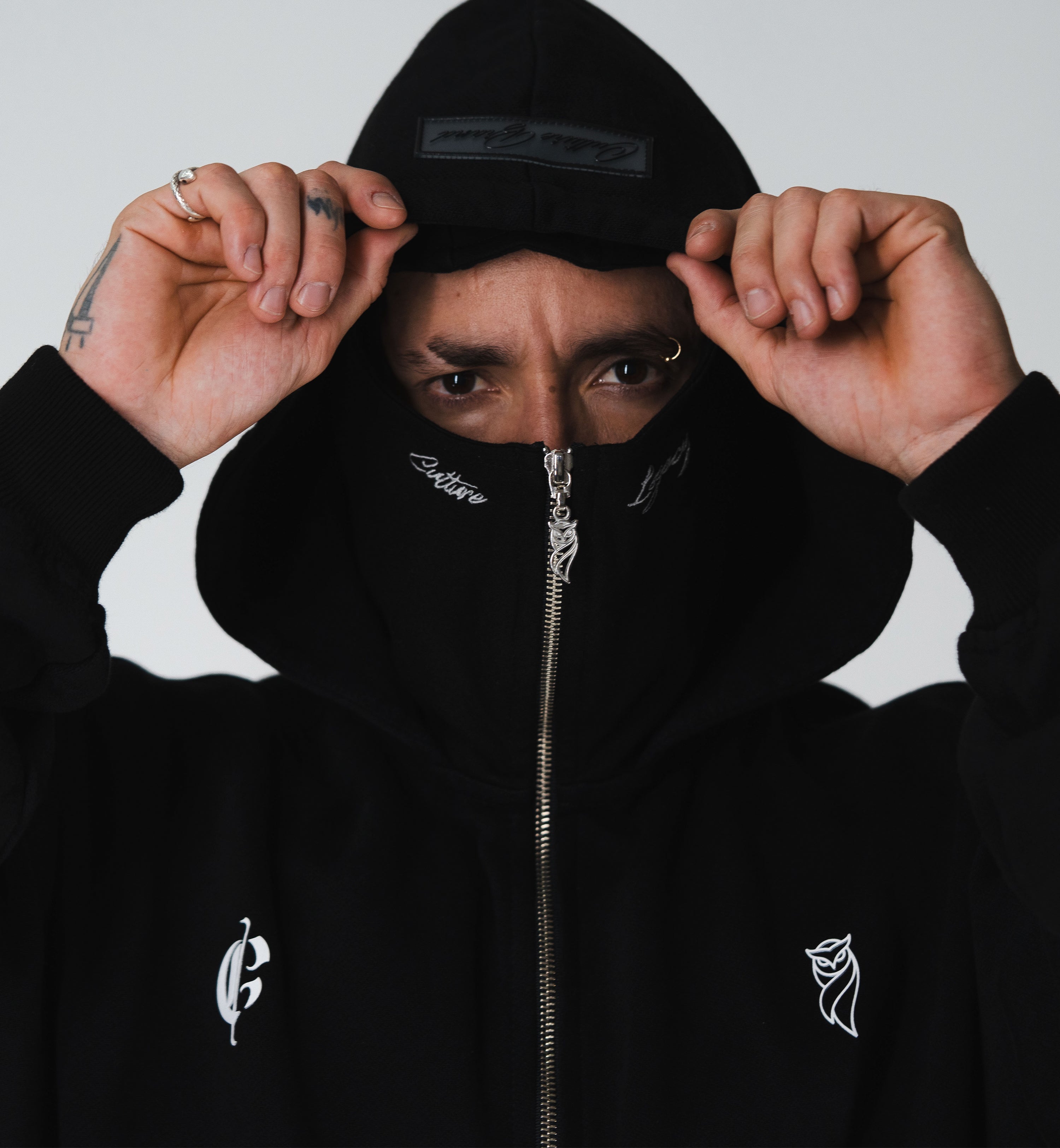 HOODIE NEGRO “SKI MASK”